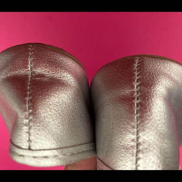 Girls Dress Shoe - Picture 2 of 2